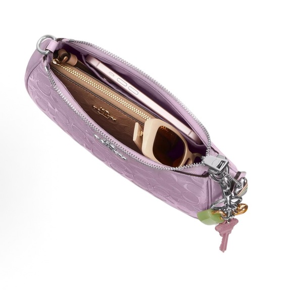 NWT！COACH Teri Shoulder Bag In Signature Leather With Heart Charm - Picture 4 of 8